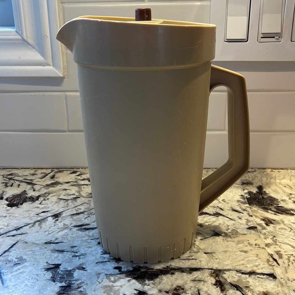 TUPPERWARE Vintage Pitcher with Lid